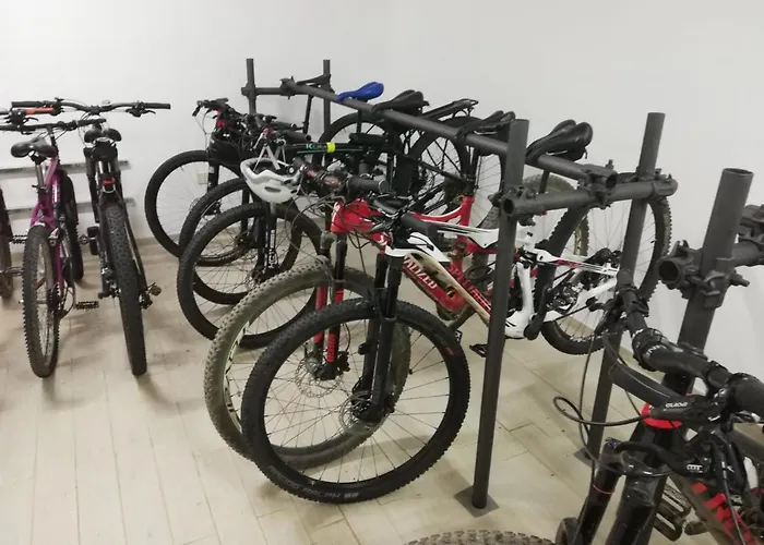 Tirrena Bike & Country Hotell