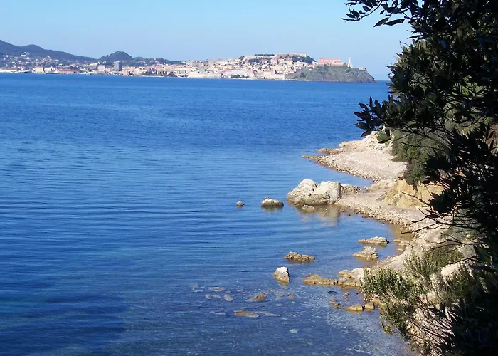 Szálloda Tirrena Bike & Country