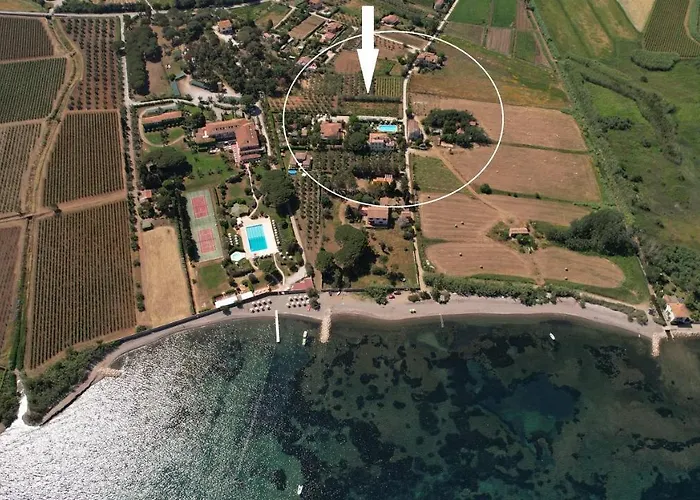 מלון Tirrena Bike & Country 3*